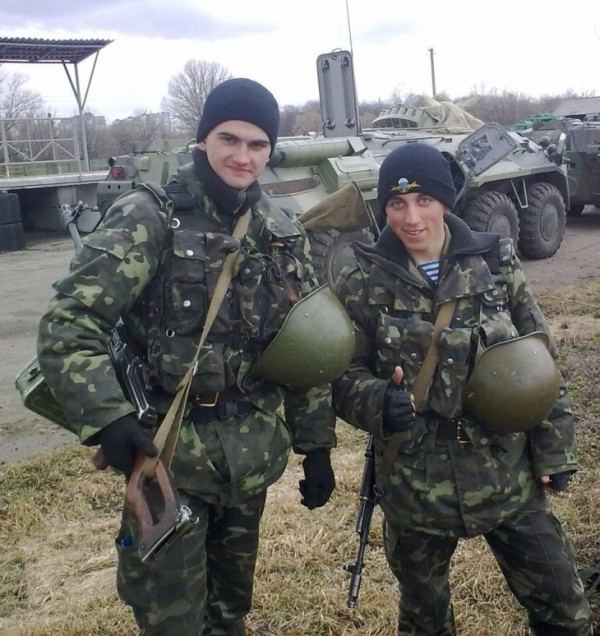 Василь (зправа) з бойовим побратимом